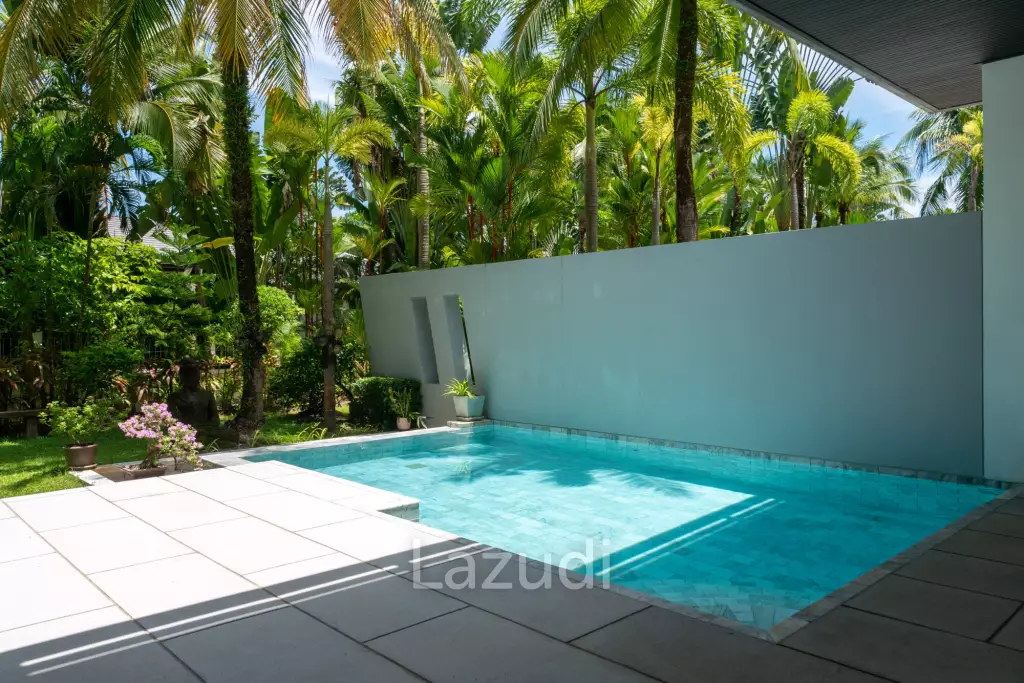 Foreign Freehold 3-Bedroom Condo with Private Pool in Bang Tao