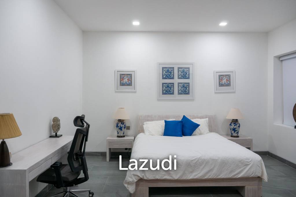 Foreign Freehold 3-Bedroom Condo with Private Pool in Bang Tao