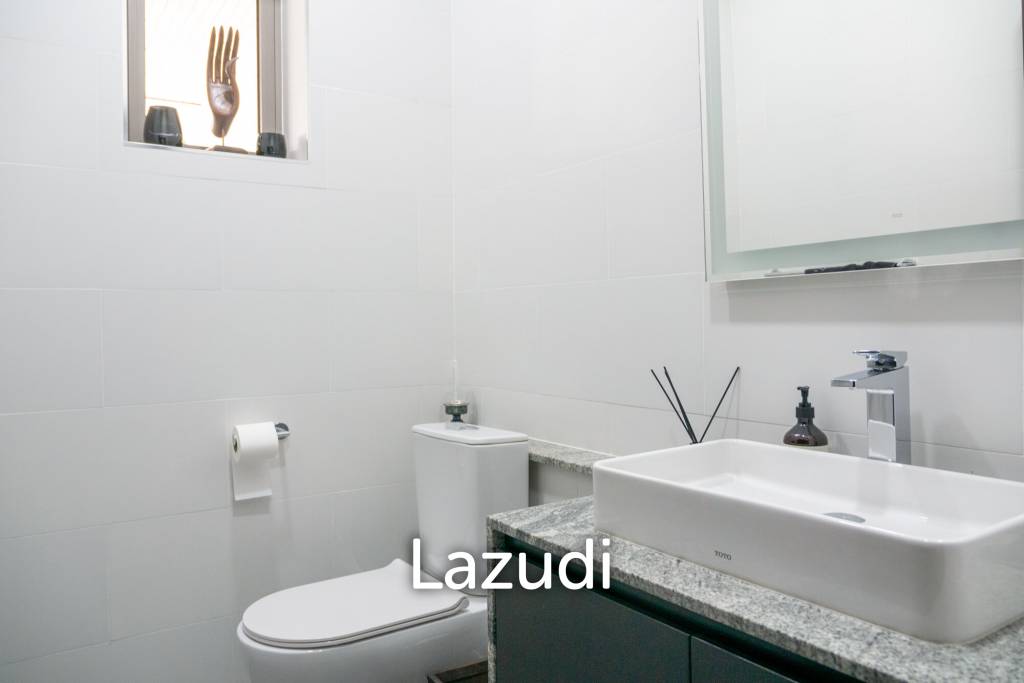Foreign Freehold 3-Bedroom Condo with Private Pool in Bang Tao