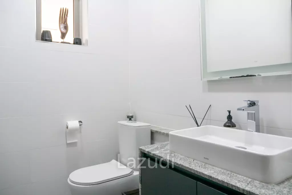 Foreign Freehold 3-Bedroom Condo with Private Pool in Bang Tao