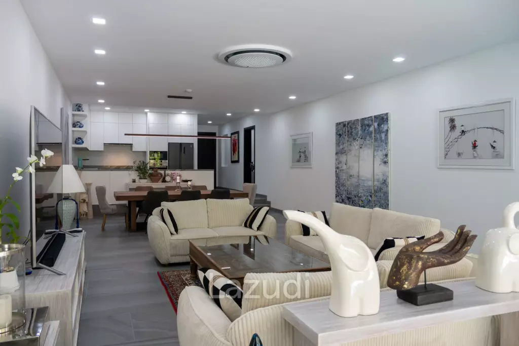 Foreign Freehold 3-Bedroom Condo with Private Pool in Bang Tao