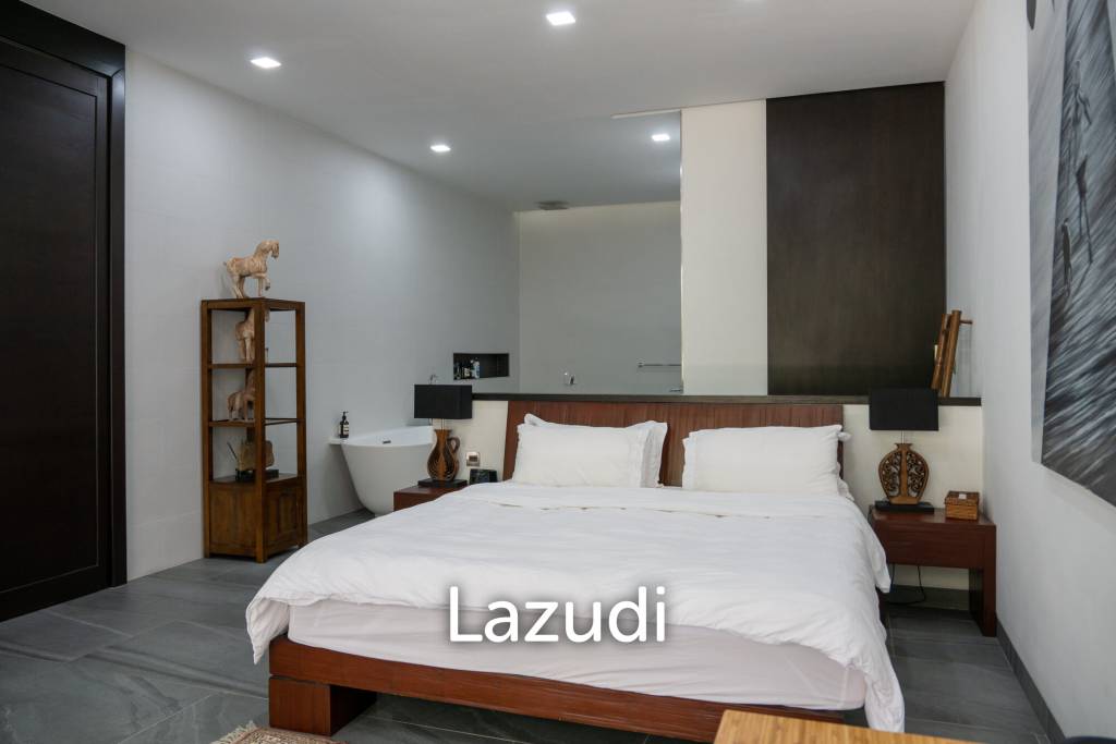 Foreign Freehold 3-Bedroom Condo with Private Pool in Bang Tao