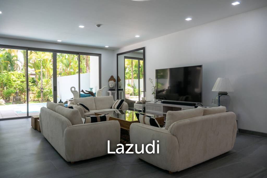Foreign Freehold 3-Bedroom Condo with Private Pool in Bang Tao