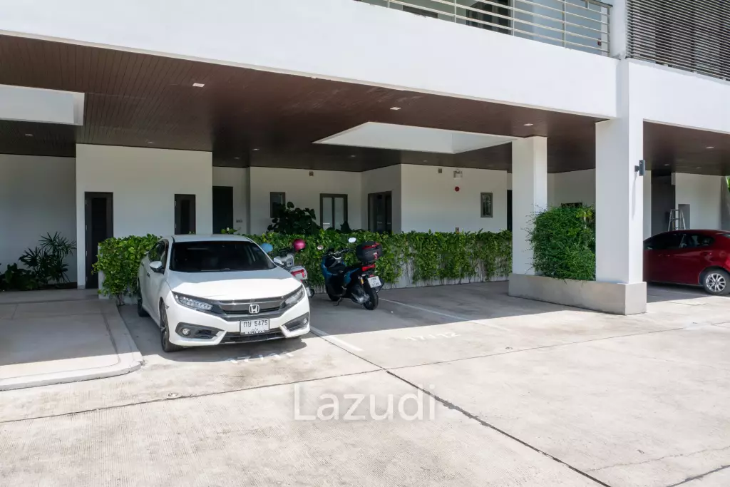 Foreign Freehold 3-Bedroom Condo with Private Pool in Bang Tao