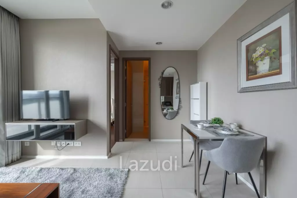 45 sqm river view condoat Menam Residences Bangkok