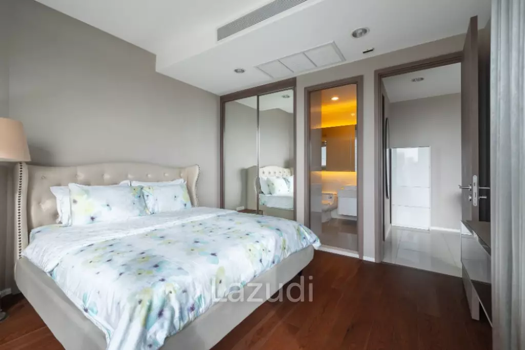 45 sqm river view condoat Menam Residences Bangkok