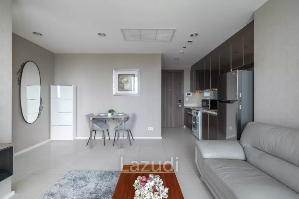 45 sqm river view condoat Menam Residences Bangkok