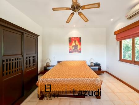 White Lotus 1 Tropical 3 Bedroom Villa with Expansive Garden