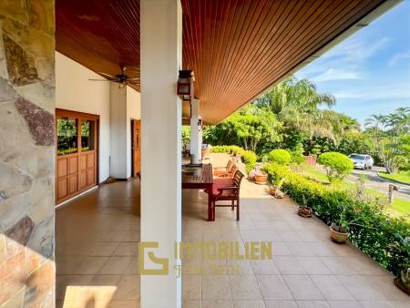 Stadtnah / 708 qm Grundstück / Tropischer Stil