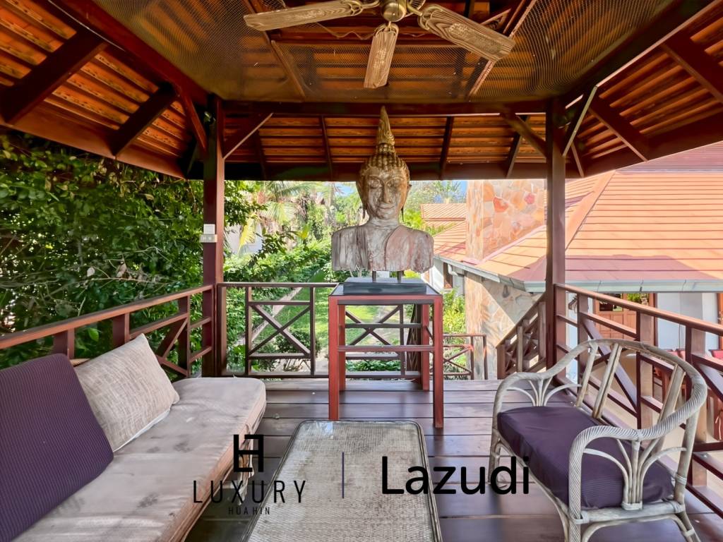 White Lotus 1 Tropical 3 Bedroom Villa with Expansive Garden