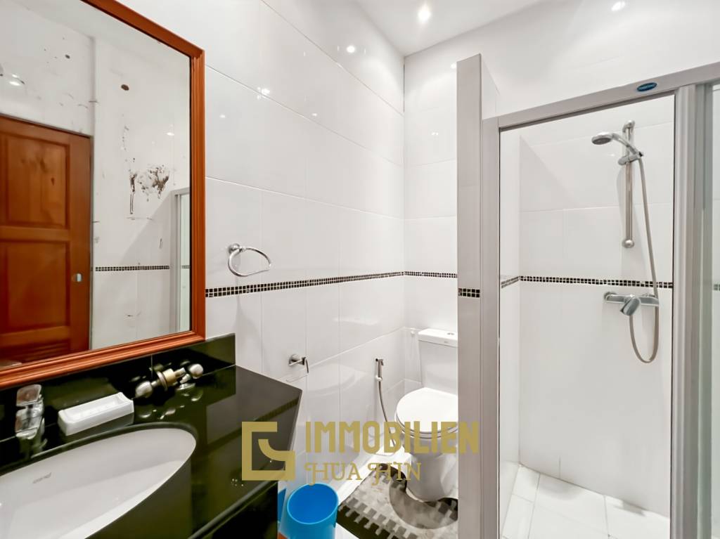 Stadtnah / 708 qm Grundstück / Tropischer Stil