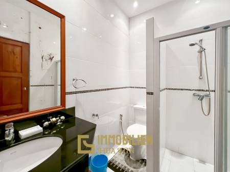 Stadtnah / 708 qm Grundstück / Tropischer Stil