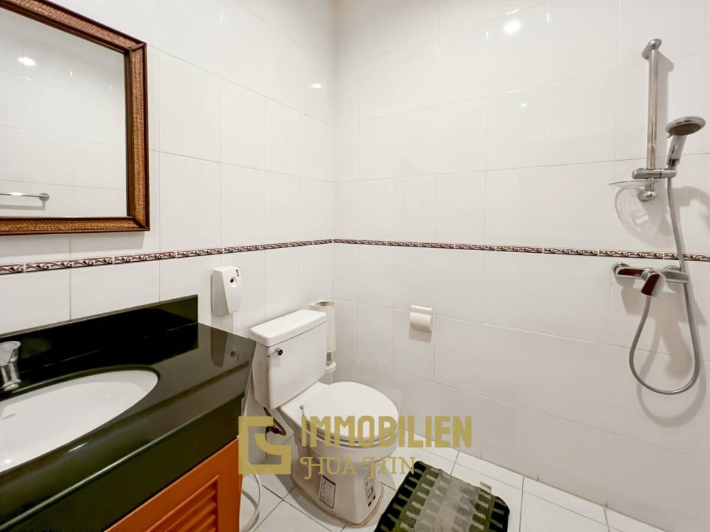 Stadtnah / 708 qm Grundstück / Tropischer Stil