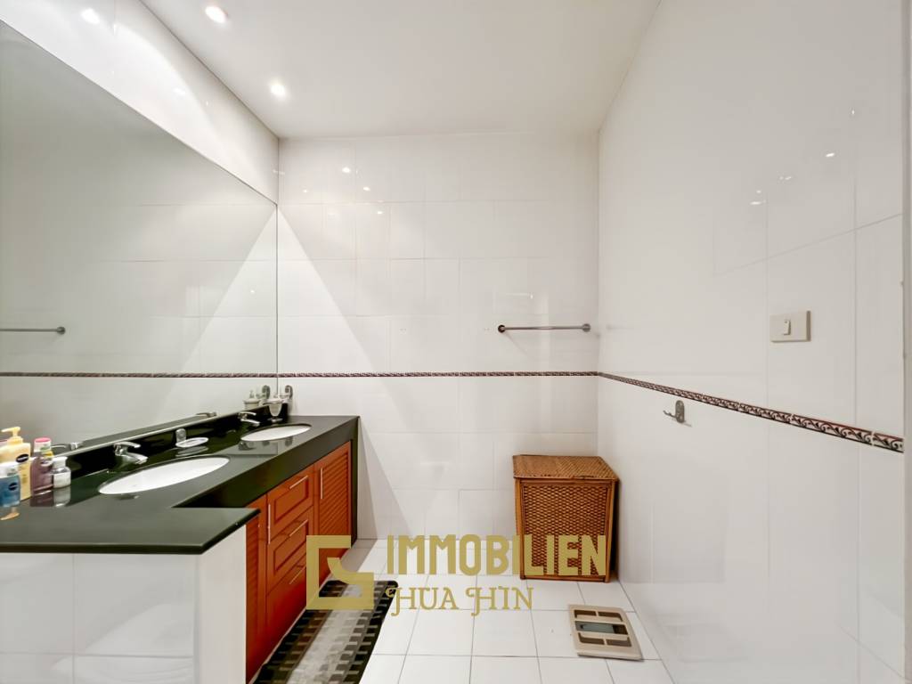 Stadtnah / 708 qm Grundstück / Tropischer Stil