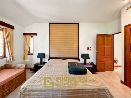 Stadtnah / 708 qm Grundstück / Tropischer Stil