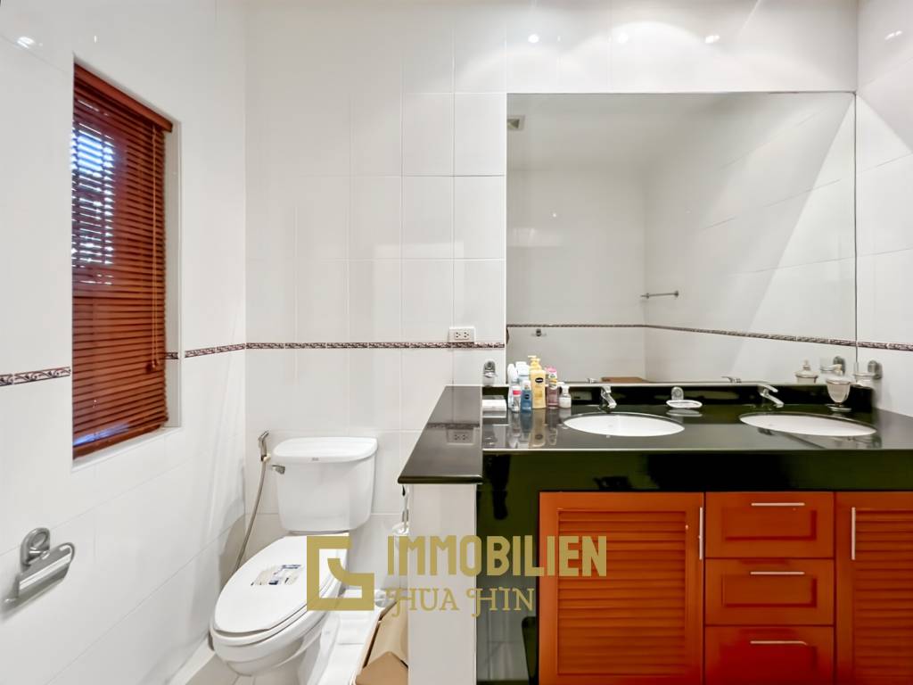 Stadtnah / 708 qm Grundstück / Tropischer Stil