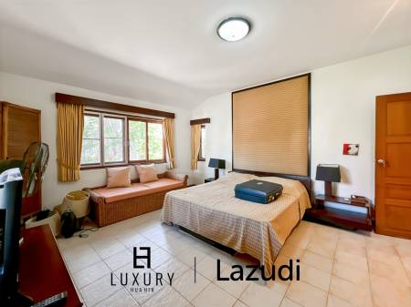 White Lotus 1 Tropical 3 Bedroom Villa with Expansive Garden