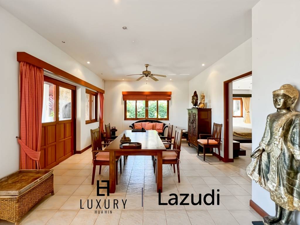 White Lotus 1 Tropical 3 Bedroom Villa with Expansive Garden