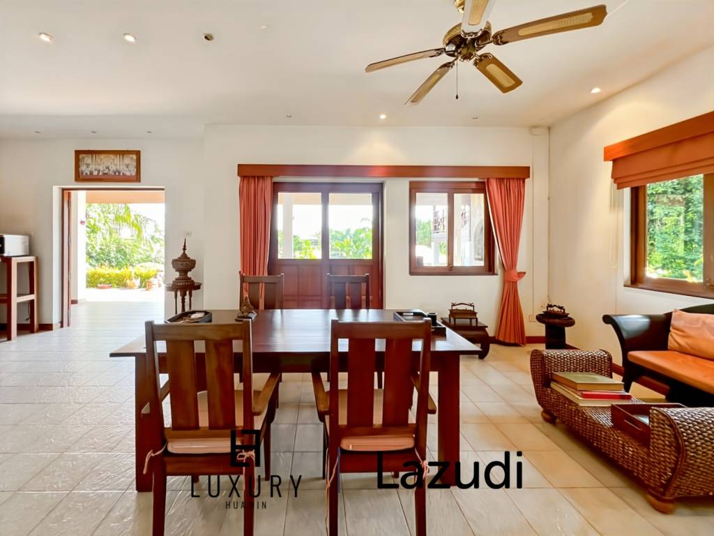 White Lotus 1 Tropical 3 Bedroom Villa with Expansive Garden