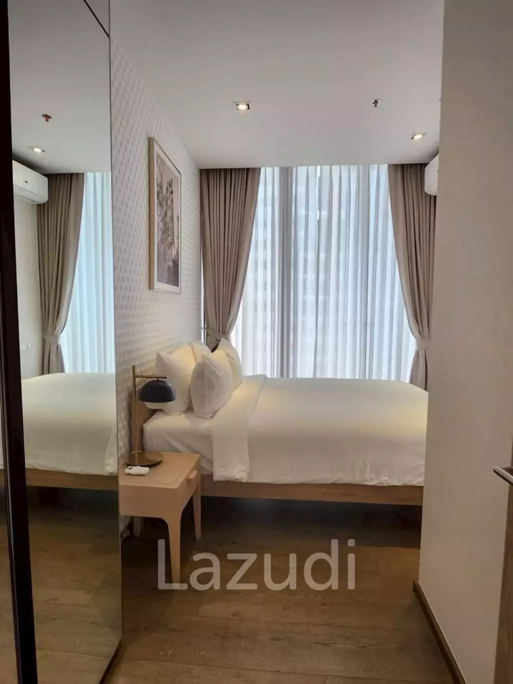 56 sqm high floor condo Park Origin Phromphong Khlong Toei Bangkok