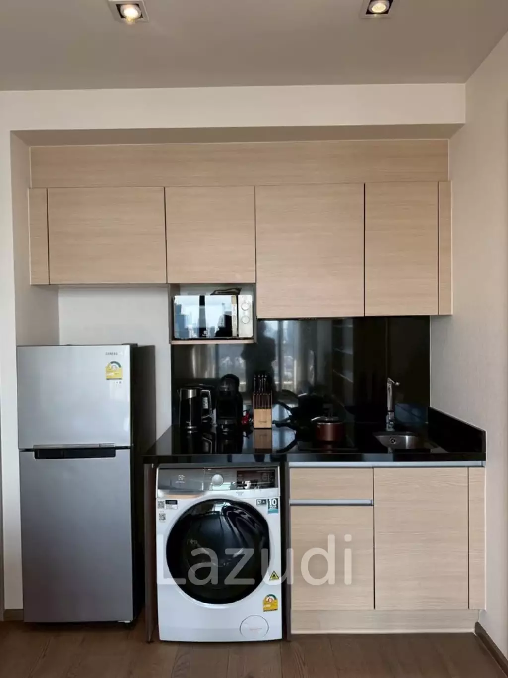 56 sqm high floor condo Park Origin Phromphong Khlong Toei Bangkok