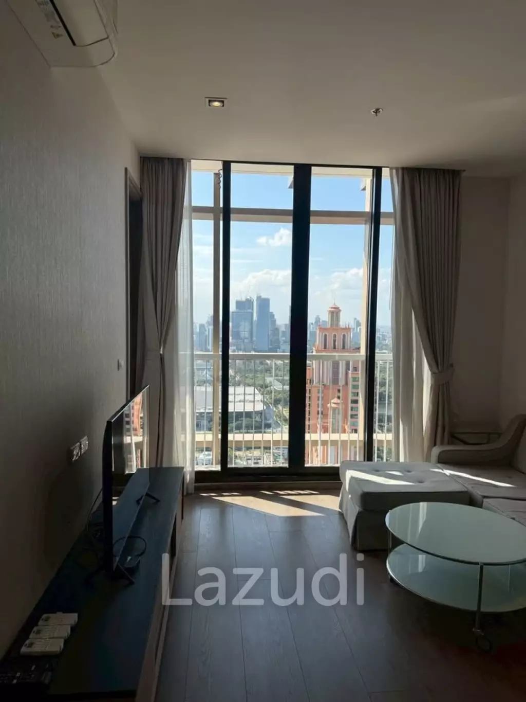 56 sqm high floor condo Park Origin Phromphong Khlong Toei Bangkok