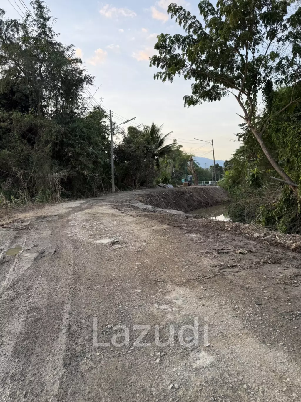2.5 Rai of Land for Sale in Chiang Mai at a Special Price!