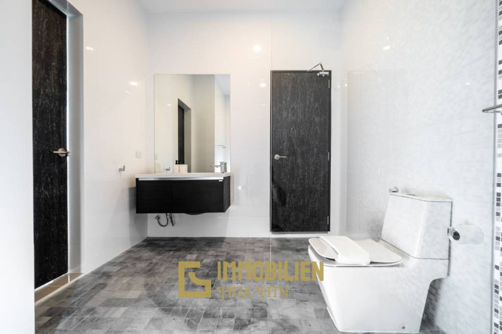 Moderne Villa / 4 Schlafzimmer / 195 qm Wohnfläche