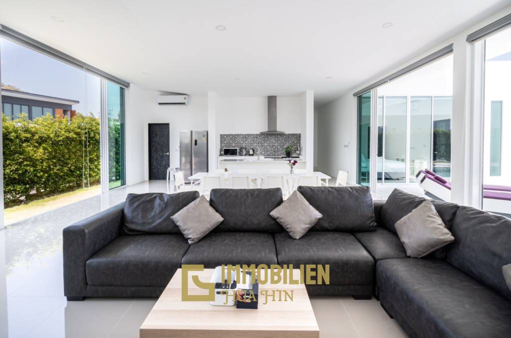 Moderne Villa / 4 Schlafzimmer / 195 qm Wohnfläche