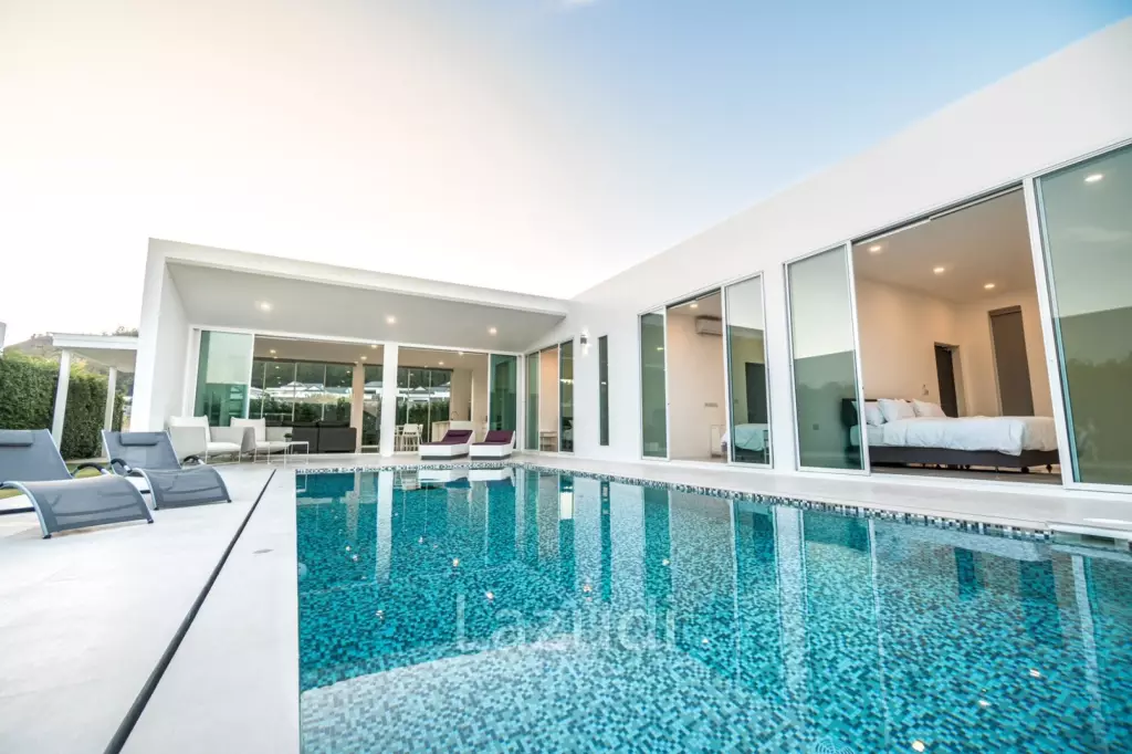 287 sqm contemporary pool villa in Phu Montra K-Haad Hua Hin