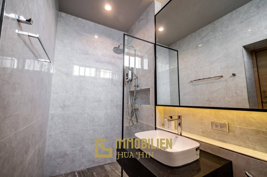 4 Schlafzimmer / 4 Bäder / voll möbliert