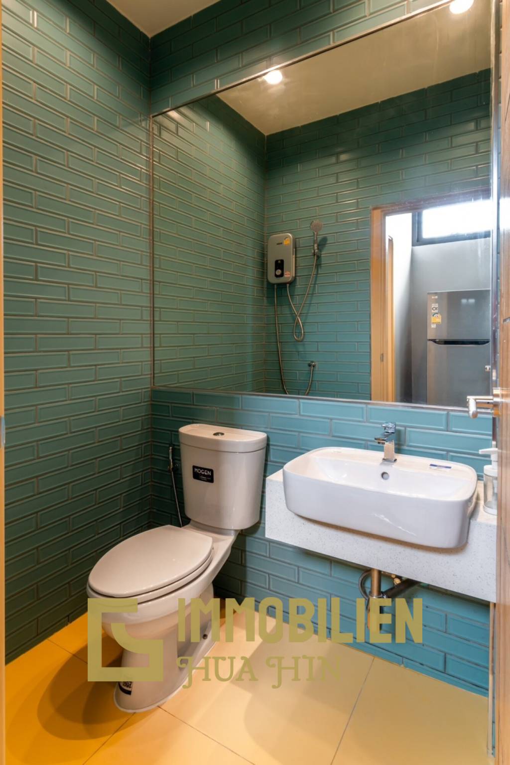 4 Schlafzimmer / 4 Bäder / voll möbliert