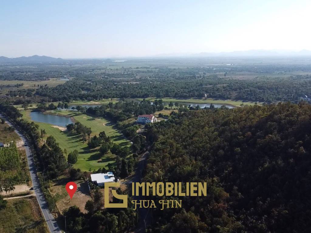 Bergblick / ruhige Golplatzlage / 1.2 RAI - 2.400 qm