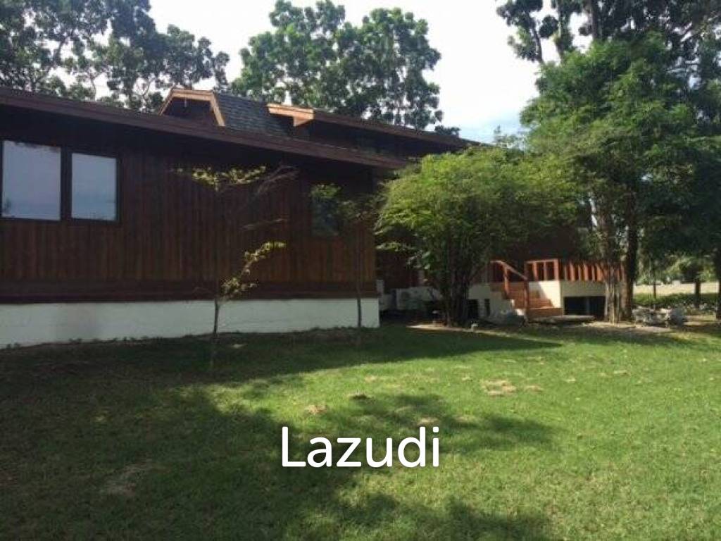 2,000 Sqm 4 Bed 3 Bath Villa For Sale