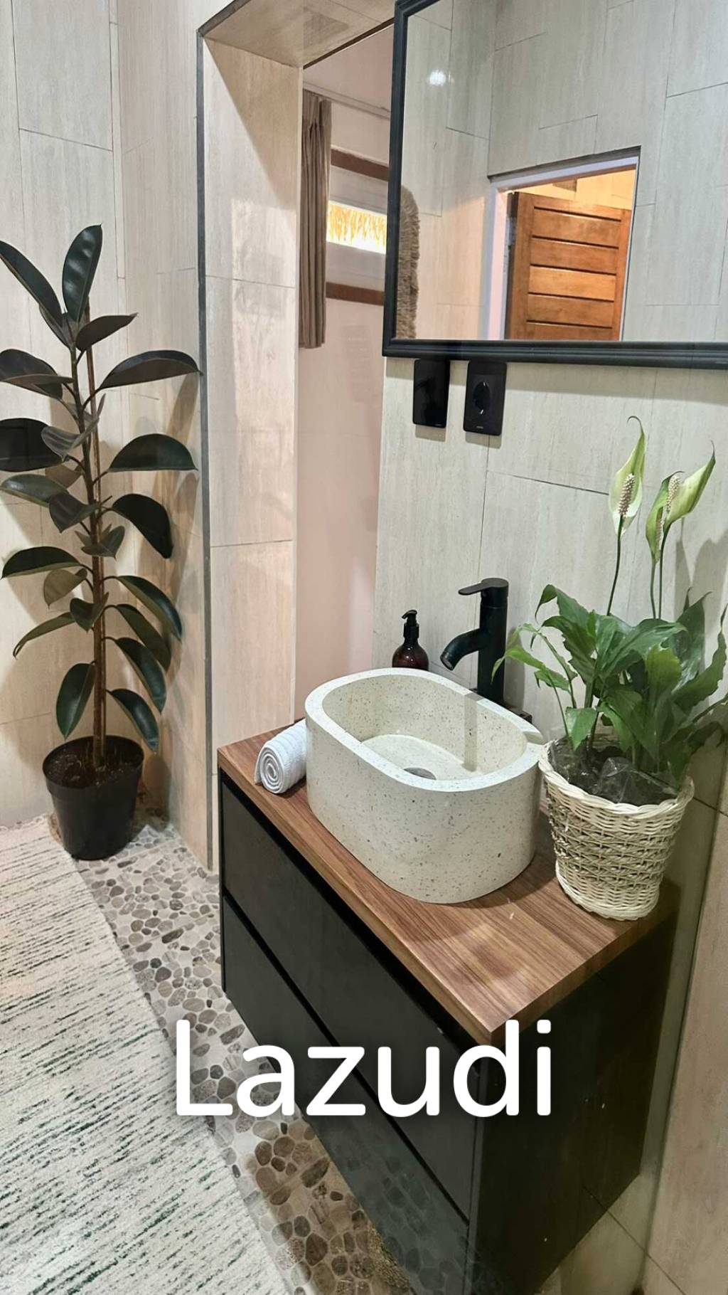 Stunning One/Two Bedroom units for Leasehold in Heart of Seminyak