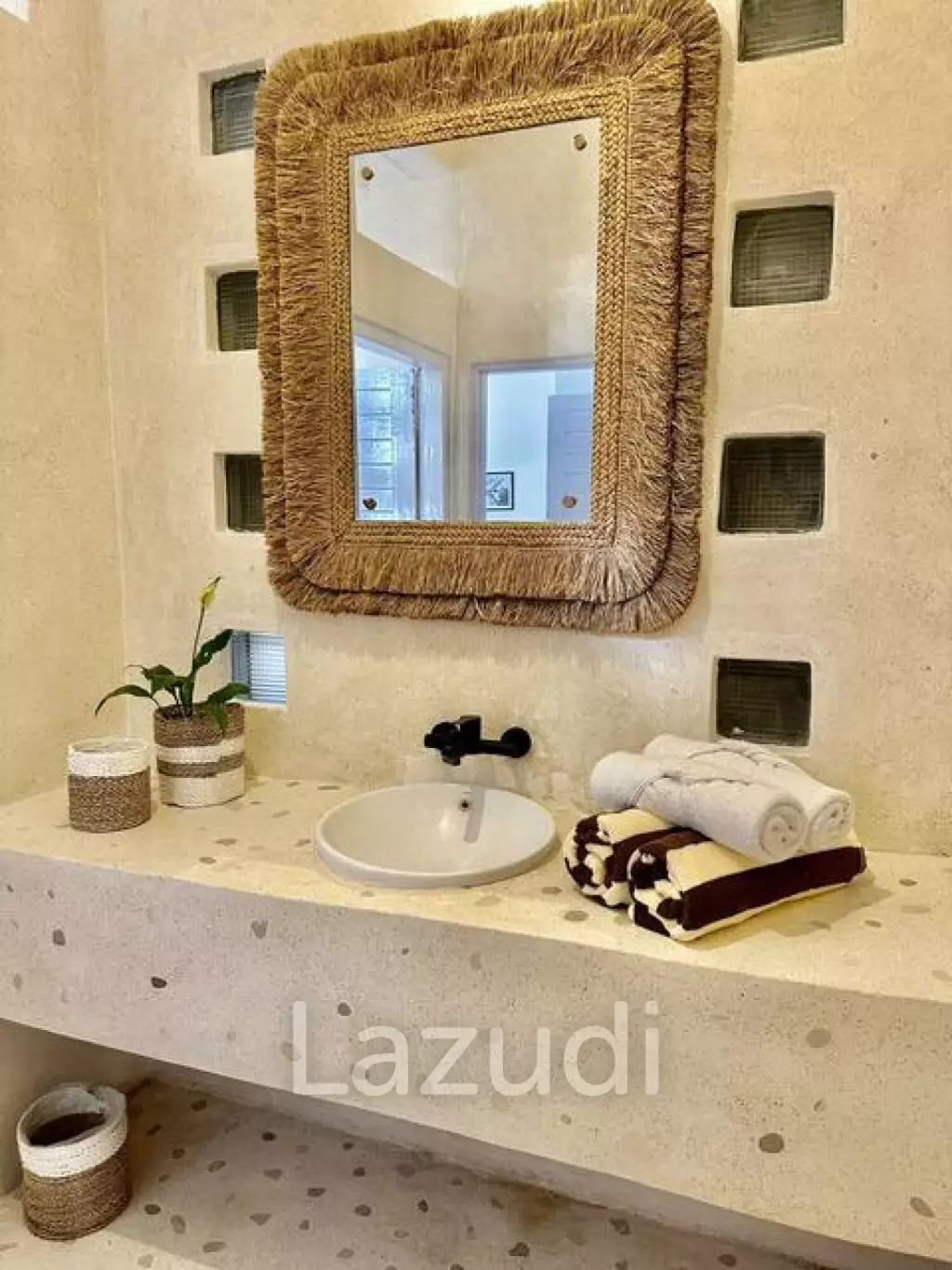 Stunning One/Two Bedroom units for Leasehold in Heart of Seminyak