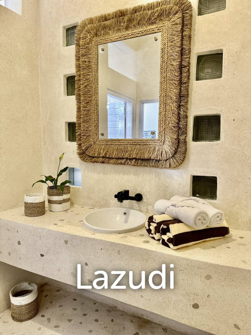 Stunning One/Two Bedroom units for Leasehold in Heart of Seminyak