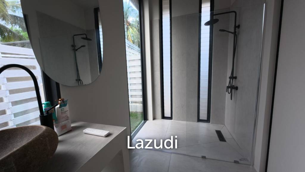 3-Bedroom Villa with Pool – Wok Tum