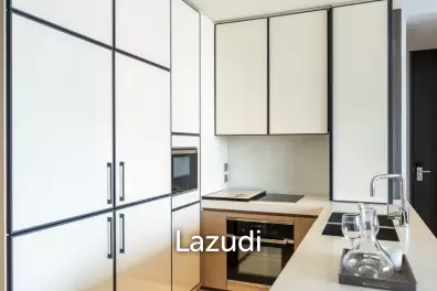107 sqm modern 2 bedroom condo at BEATNIQ Sukhumvit 32, Khlong Toei Bangkok