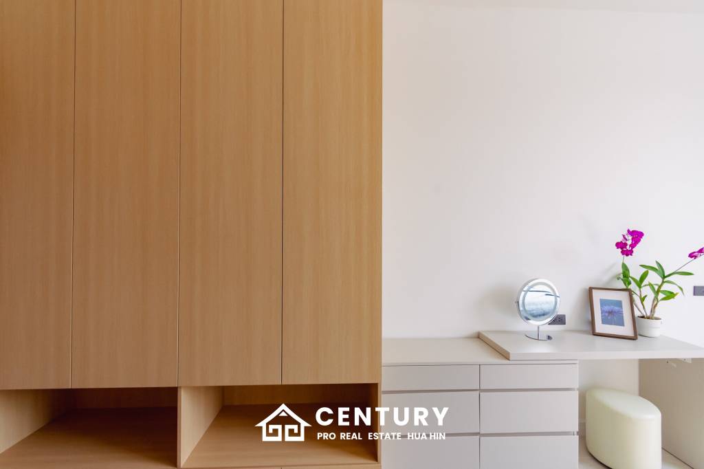 Beautiful modern pool villa in Nong Kae Hua Hin