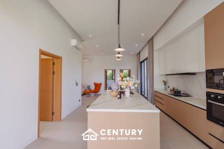 Beautiful modern pool villa in Nong Kae Hua Hin