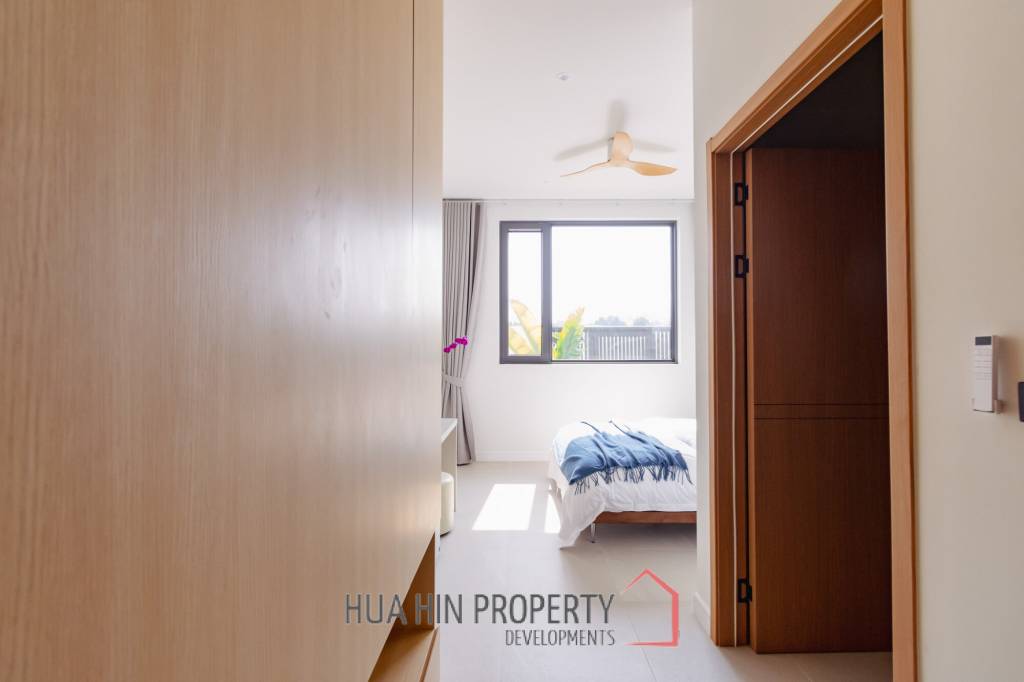 Beautiful modern pool villa in Nong Kae Hua Hin