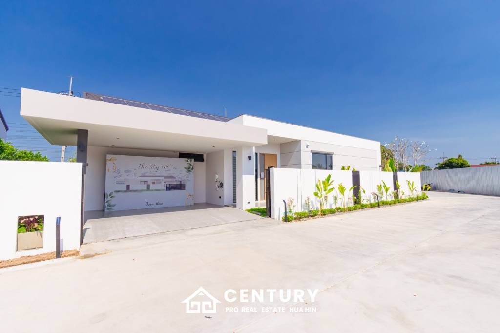 Beautiful modern pool villa in Nong Kae Hua Hin