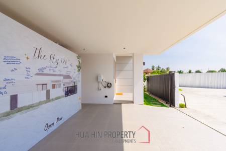 Beautiful modern pool villa in Nong Kae Hua Hin