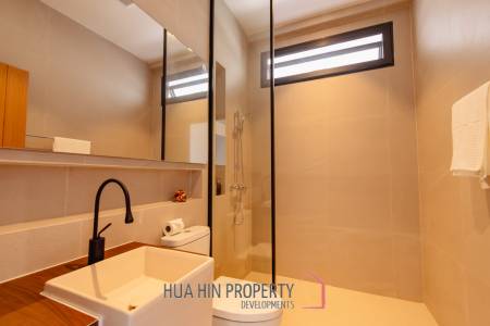 Beautiful modern pool villa in Nong Kae Hua Hin