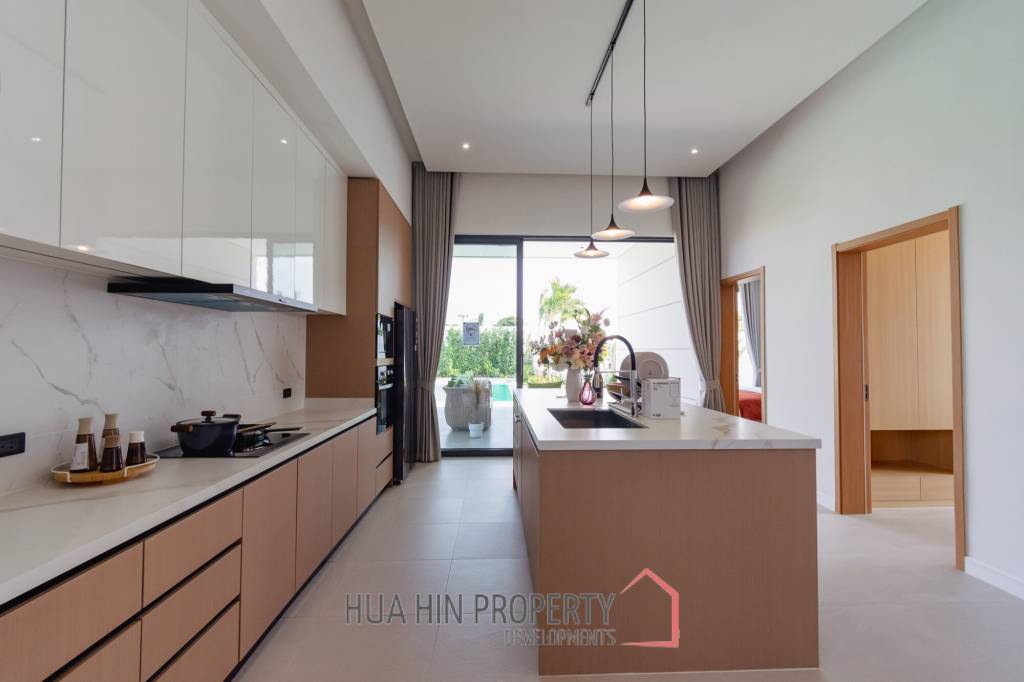 Beautiful modern pool villa in Nong Kae Hua Hin