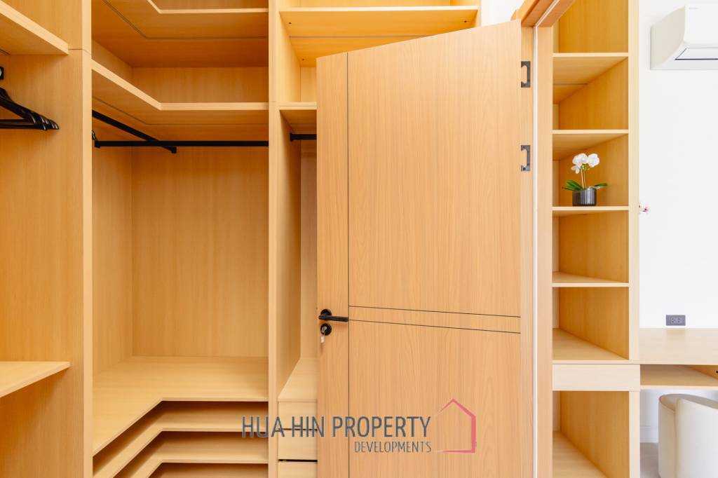 Beautiful modern pool villa in Nong Kae Hua Hin