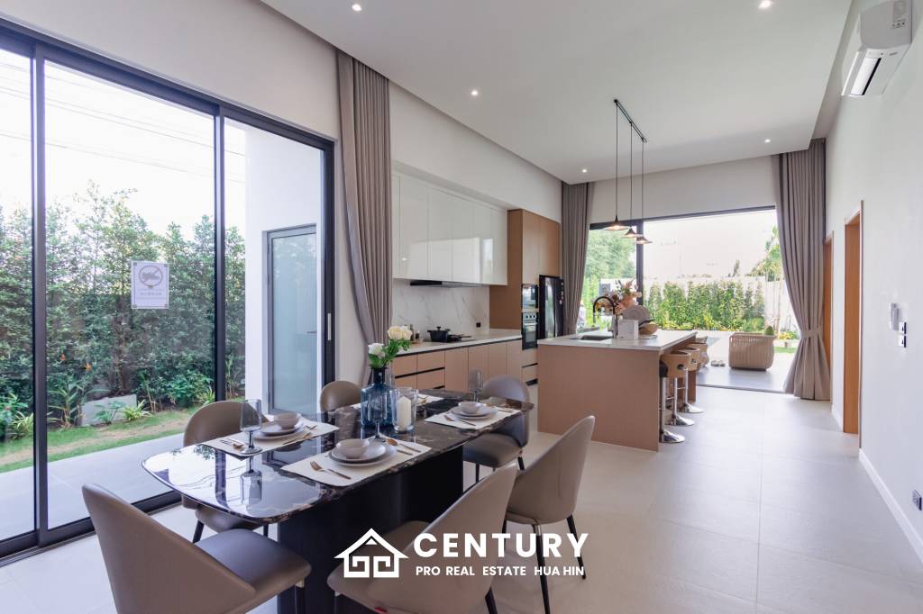 Beautiful modern pool villa in Nong Kae Hua Hin