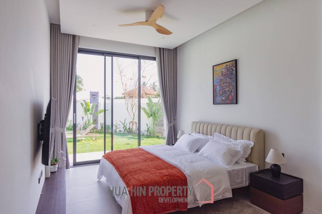 Beautiful modern pool villa in Nong Kae Hua Hin