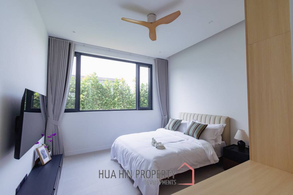 Beautiful modern pool villa in Nong Kae Hua Hin